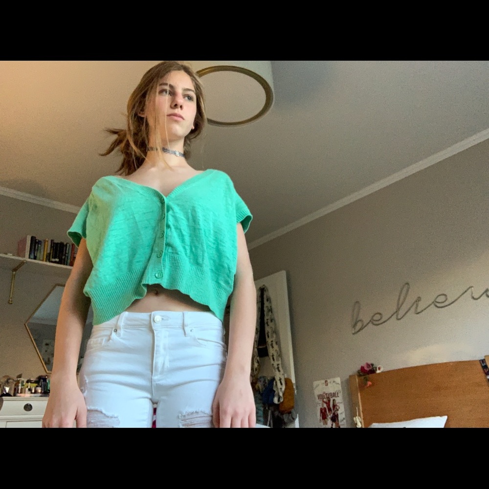 Green Short Sleeve Cardigan